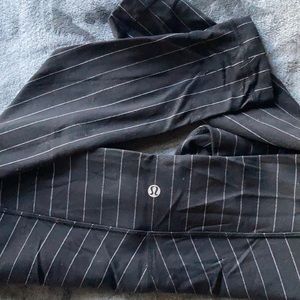 Lululemon old school black and white pinstripe full length leggings Large